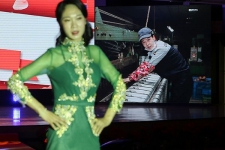 优德88女工秀出不一样的美