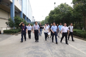 优德88危废处理获肯定——嘉兴市人大常委会主任刘冬生调研优德88环保工作