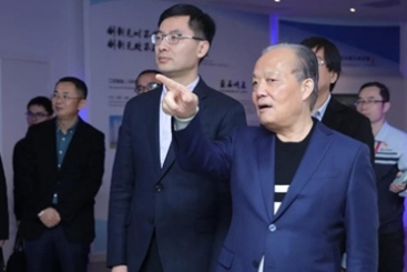 桐乡市委书记齐力春节调研优德88